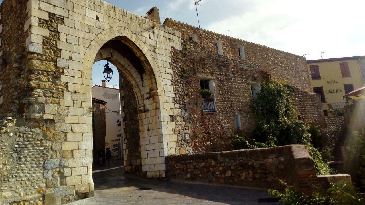 Maison Au Pied De La Cathedrale เอลน์ ภายนอก รูปภาพ
