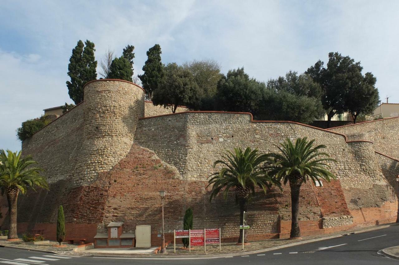 Maison Au Pied De La Cathedrale เอลน์ ภายนอก รูปภาพ